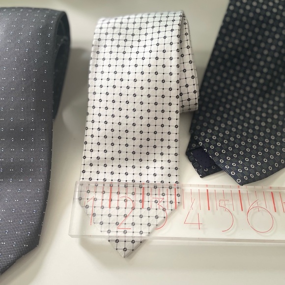 3 Ties Bundle: J. Dolhomut/Geoffrey Been/Romario Manzini - Picture 4 of 8